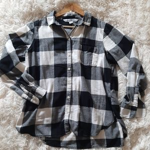 ❄3/$30-Old Navy Plaid Shirt